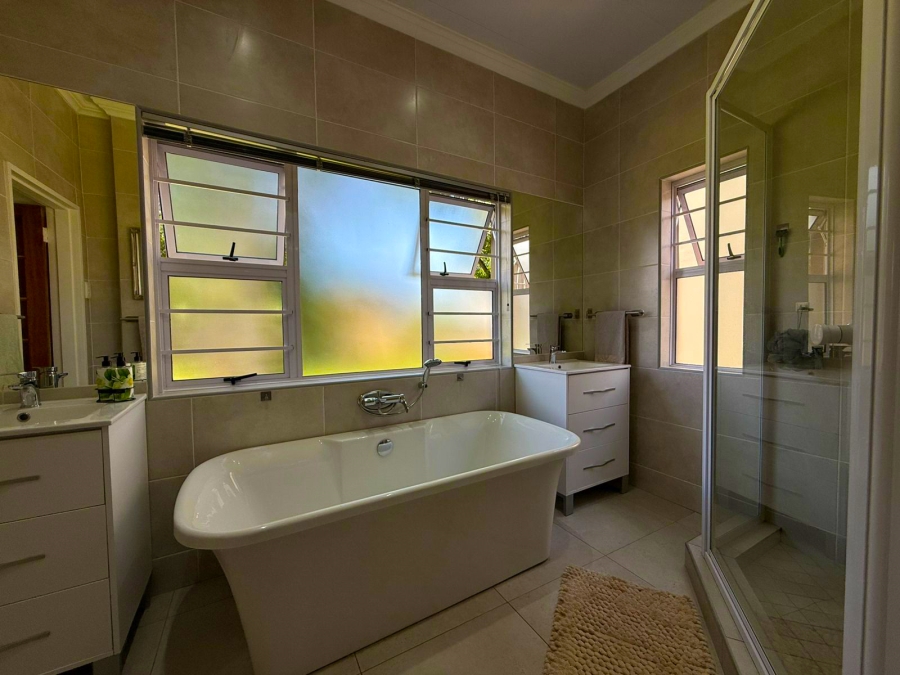 4 Bedroom Property for Sale in Heilige Akker North West